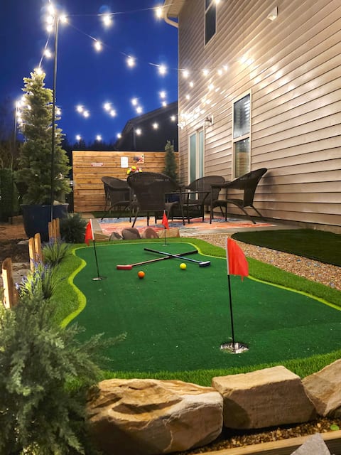 Family Friendly, 15 Min to Fort Benning | Backyard
