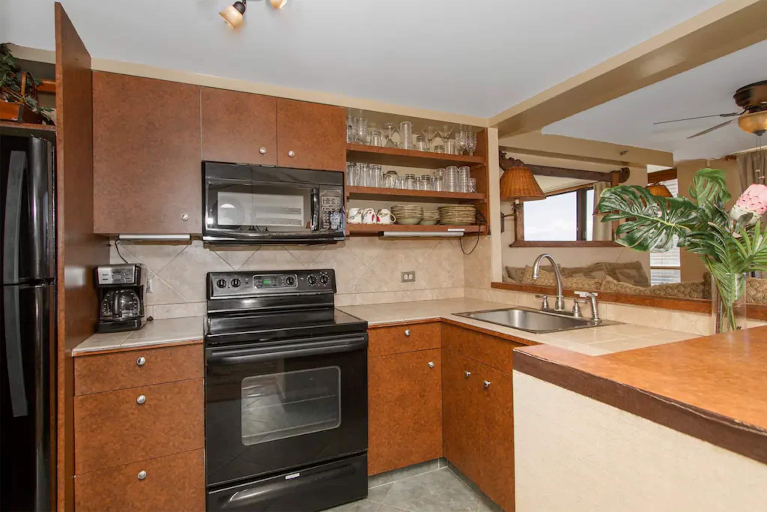 Hotel in Honolulu · ★4.6 · 2 bedrooms · 2 beds · 1 private bath - Image 3