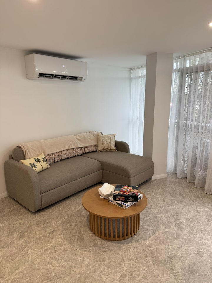Newly Refurbished, Close To The Strand And City - Vincent