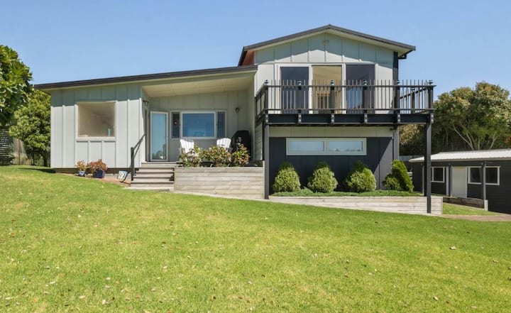 Sunny And Spacious Close To Beach And Village - Waihi Beach