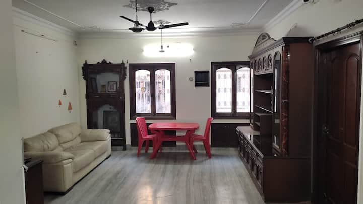 4bhk(3a/c)centrally Located, Family Spce, Peaceful - Kolkata (Calcutta)