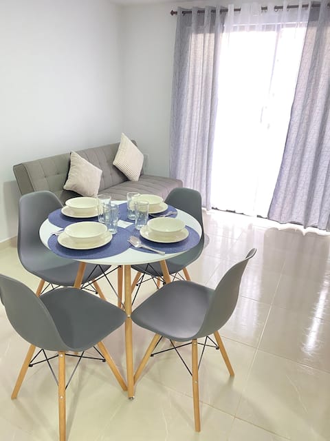 Popular Airbnb listing: Modern house with balcony & mountain view in El Carmen De Viboral