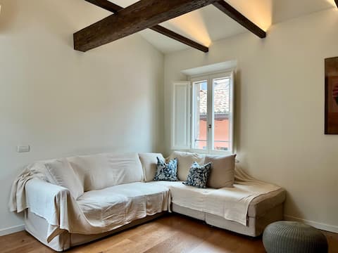 Proprietà Airbnb di successo: City Retreat | Heart of Parma | 5 min from the Duomo a Parma