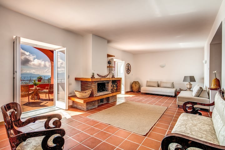 Villa Aprea–stunning Views And Private Heated Pool - Massa Lubrense