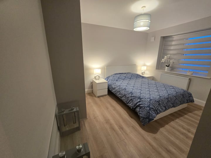 Spacious Room - Drogheda