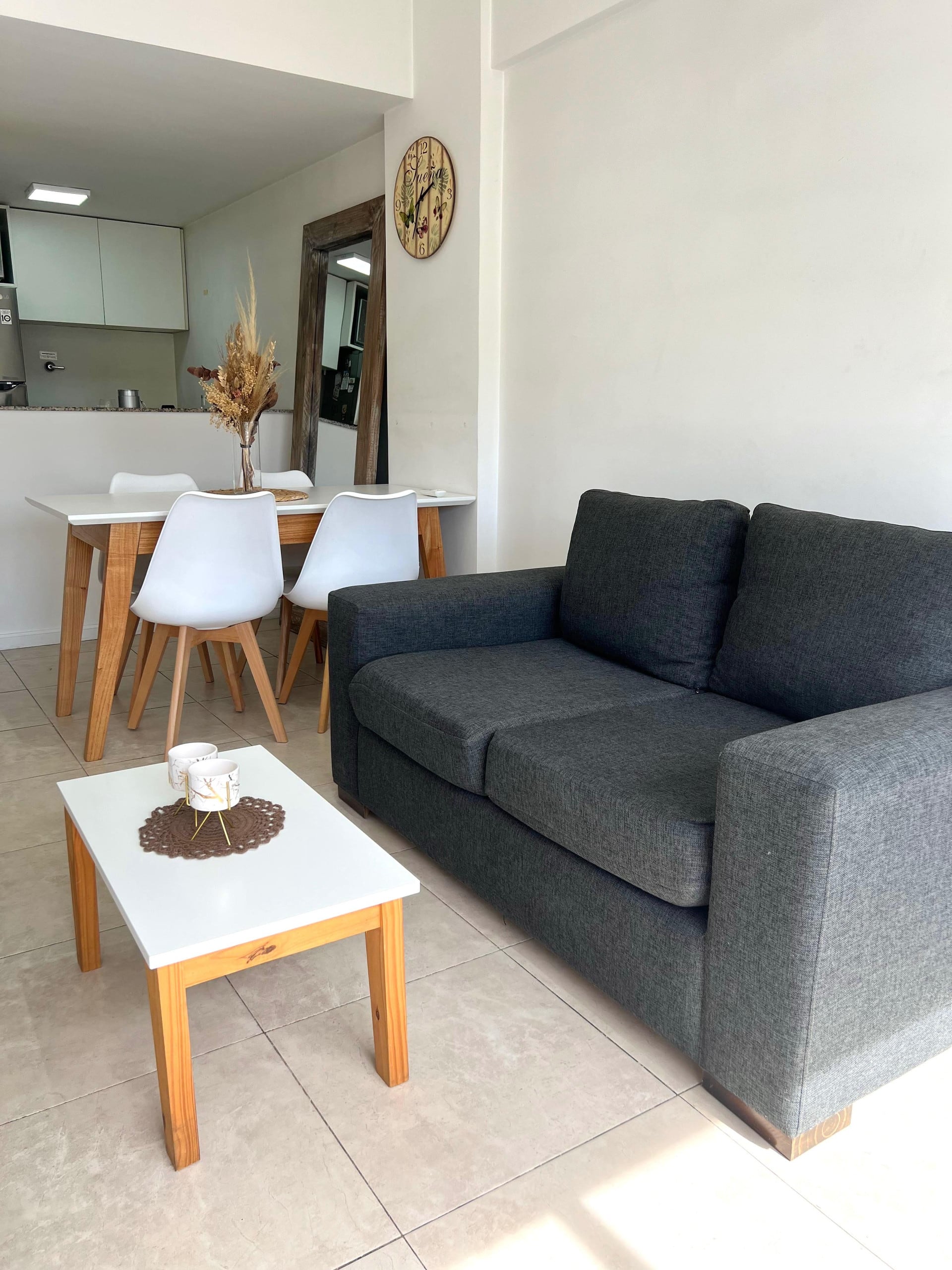 Large studio apartment in Colegiales