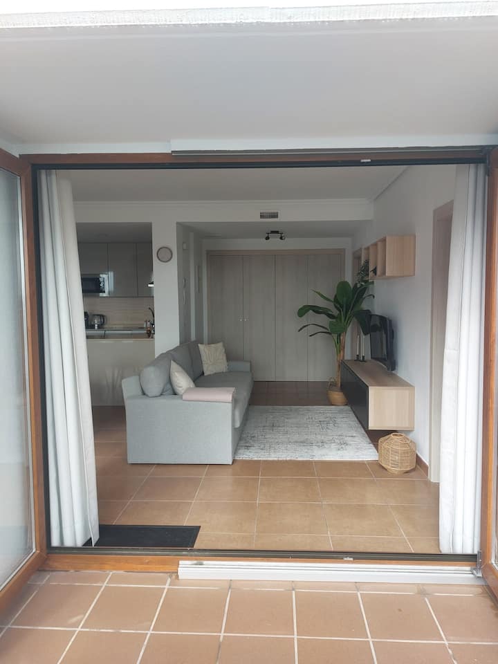 Luxe Appartement Met 50 M² Terras Zee & Bergzicht - Miramar, España