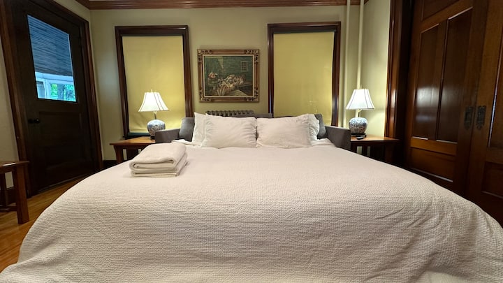 Брачен кревет (широк 180-220 см) 