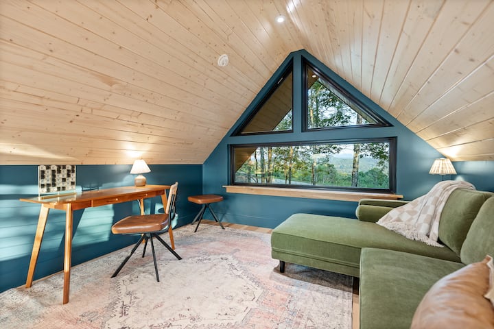 Wooded A-frame • Sauna + Plunge • Private Hot Tub - Blue Ridge Mountains