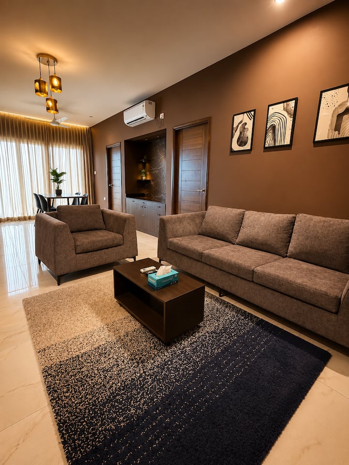 (e2) 3br Queen Suite Family Luxury (No Stags)
