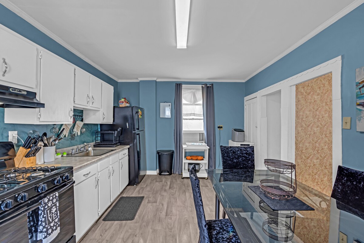 Cozy Spacious