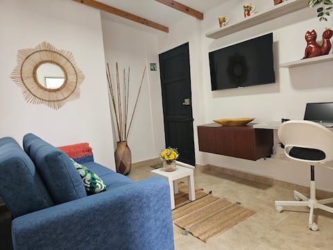 Top performing Airbnb: Modern and cozy apartment in San Antonio-Cali in San Cayetano