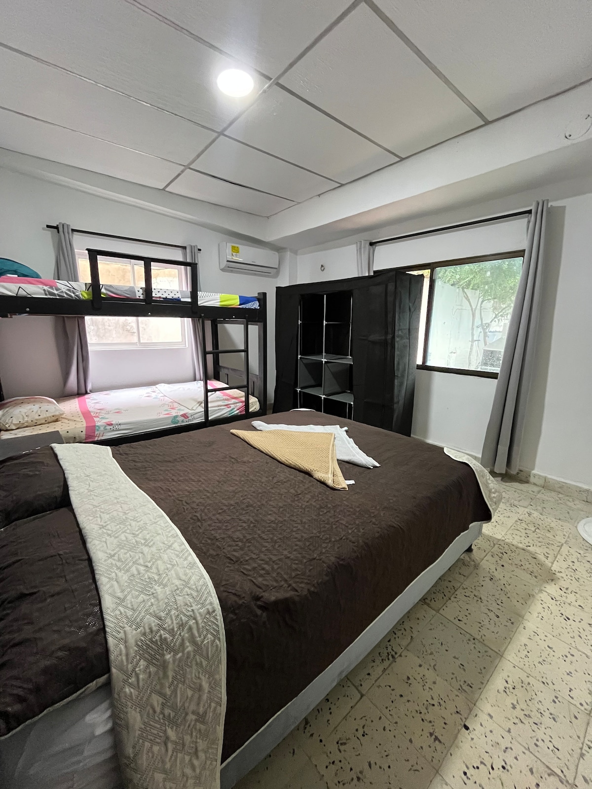 غرفة النوم 2