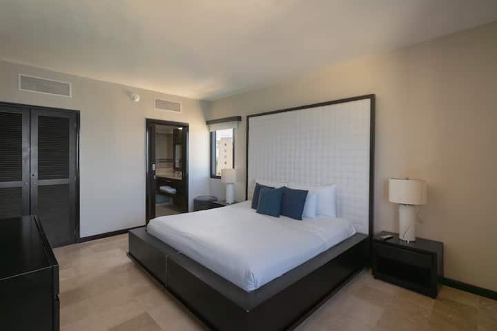 Departamento En Hotel De Zona Hotelera Con Playa - Cancún