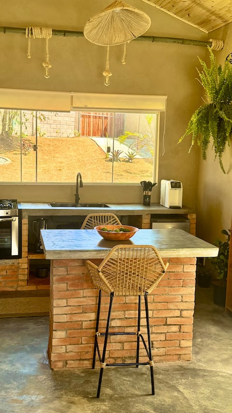 Airbnb em destaque: iUna - Green Refuge House em Ibiúna