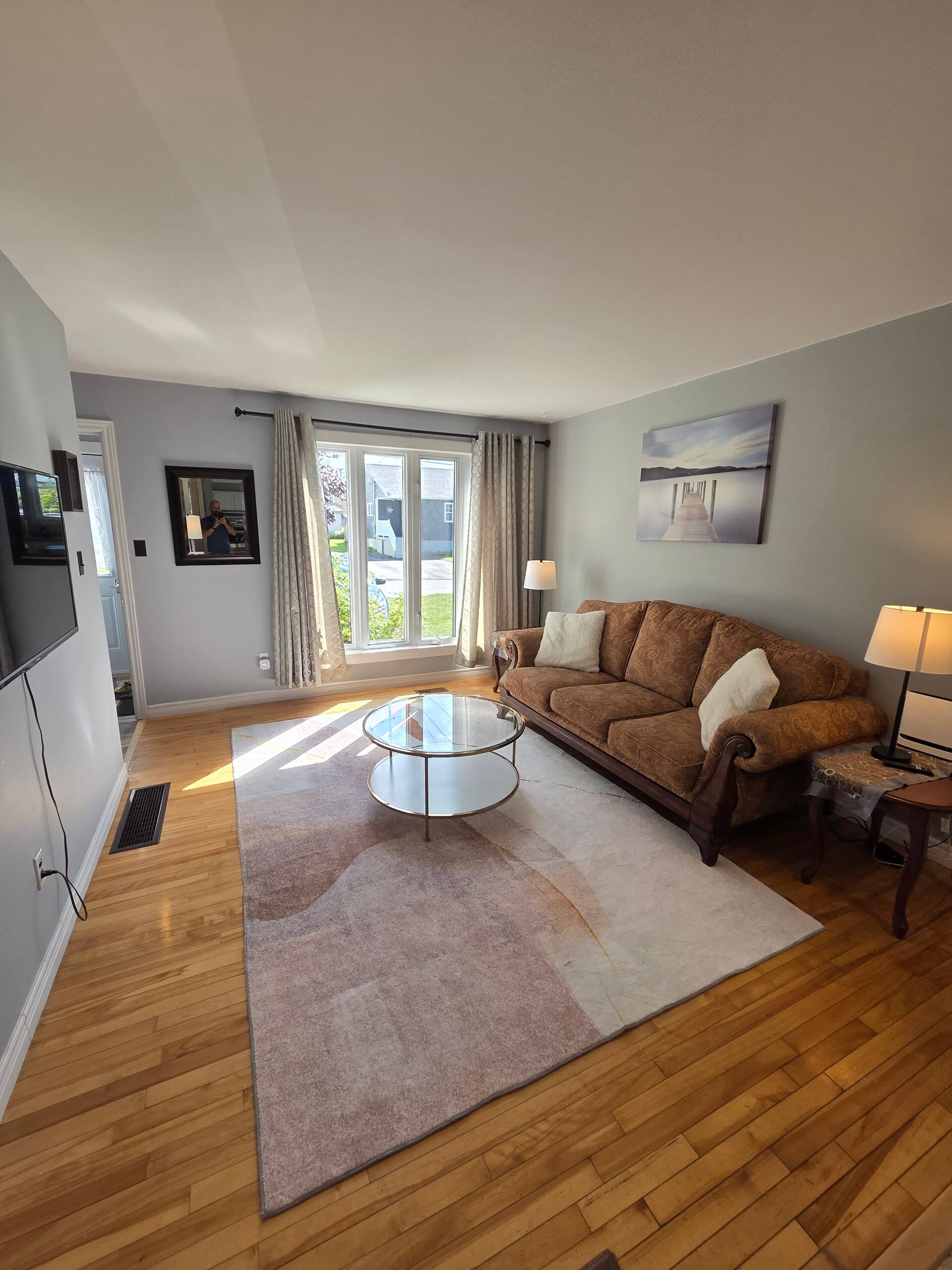 Red Maple Duplex - Near Murphy's Square