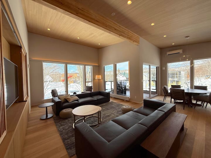 Snow House Onsen - Niseko