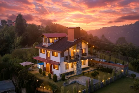 Mussoorie | 5BR Alpine Bliss w/Wifi & Home Theater