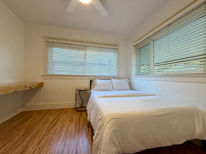 غرفة النوم 2