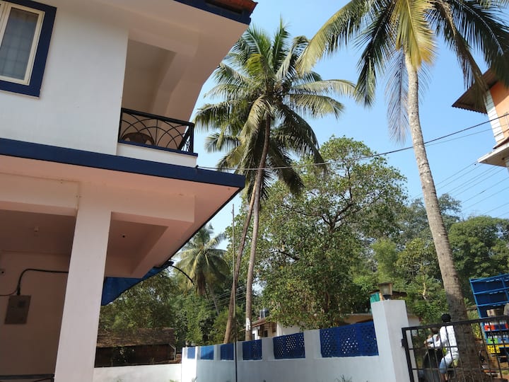 Exterior image 1