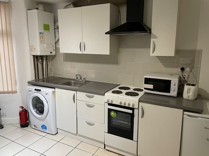 Ground Flat - Seacroft - Leeds