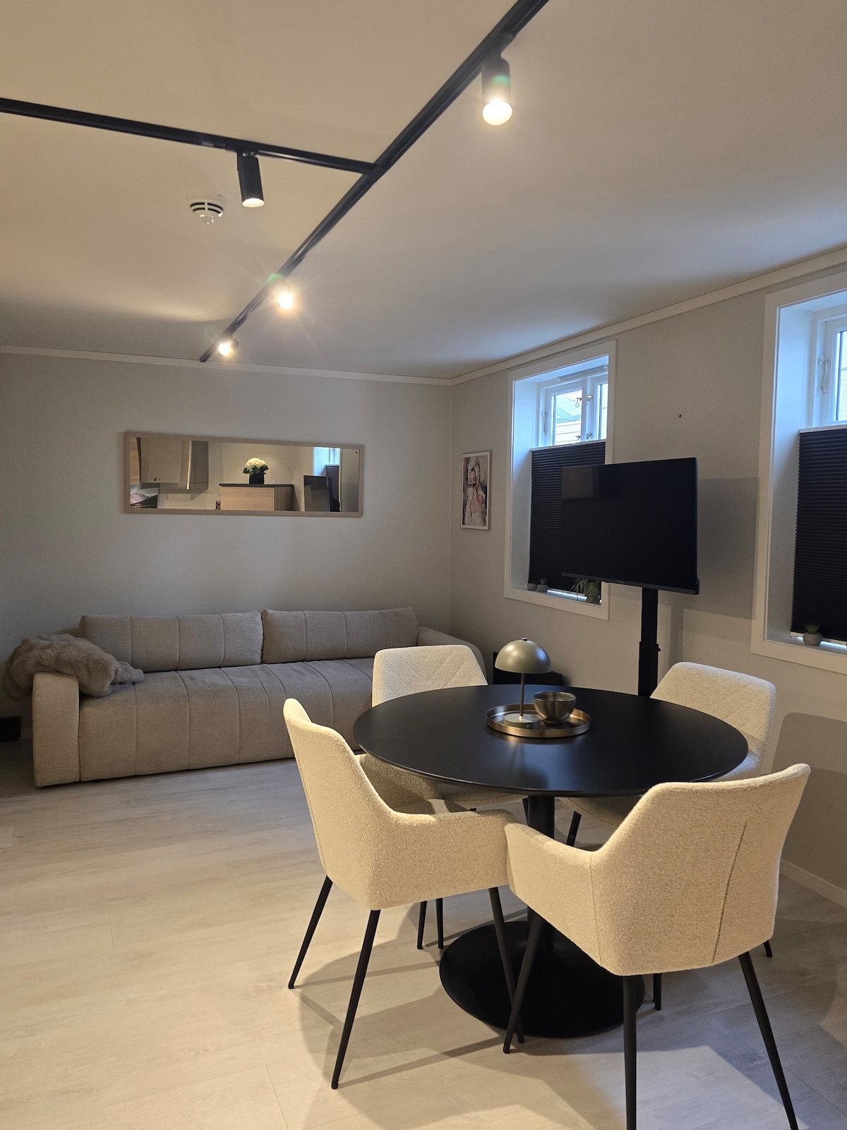 28 sqm studio apartment, right in the heart of Leirvik