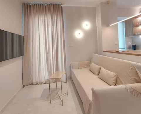 Luxury Rooftop Flat with Panoramic View