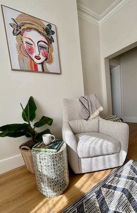 Top Airbnb: Highclare Townhouse in Launceston
