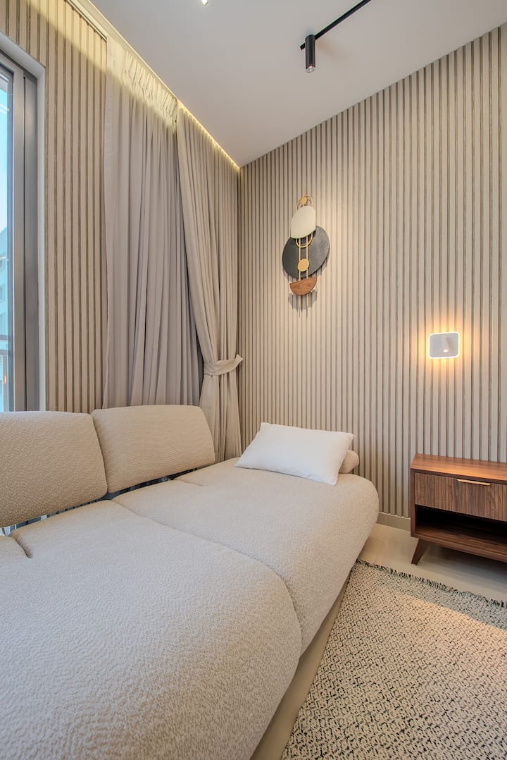 Modern Studio- Poolview · Al Zahia Mall Steps Away - Sharjah