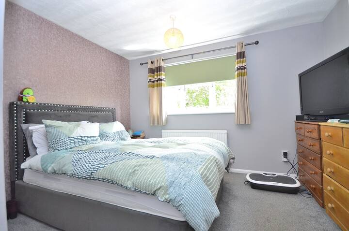 Charming 1br Retreat: - Wellingborough