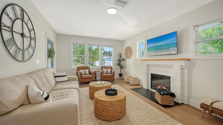 Charming, Newly Renovated, House With Pool. - サラソータ, FL
