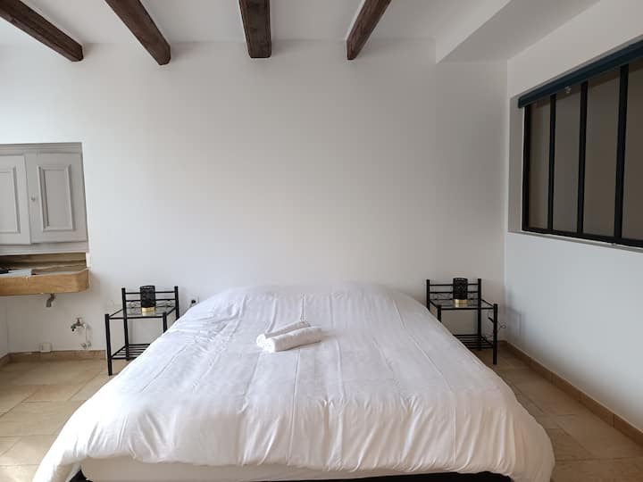 საძინებელი 1