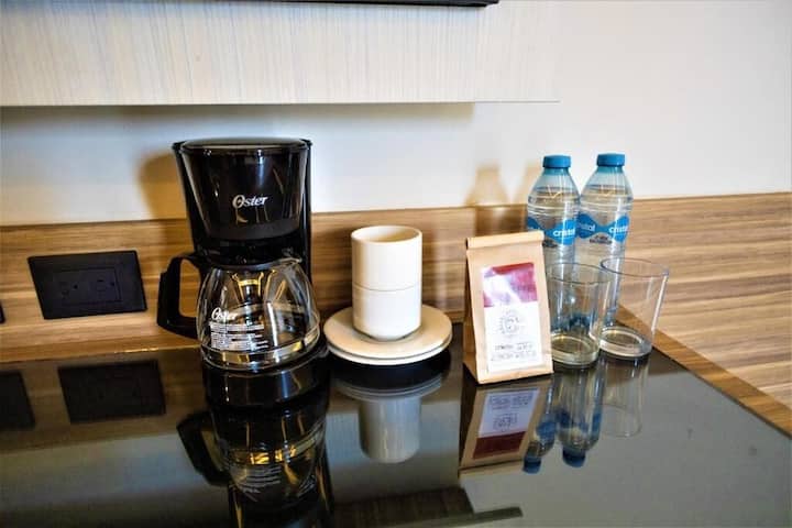Right In The Heart Of Merida City! Free Parking - Merida