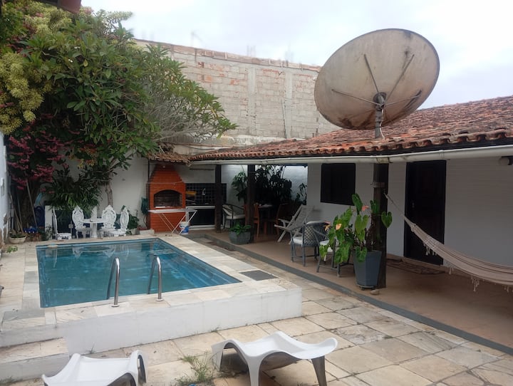Casa Com Piscina Privativa E Churrasqueira - 