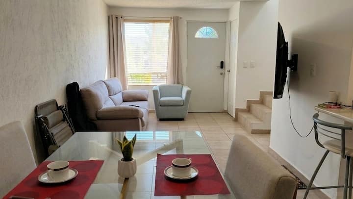 Casa Con Alberca En Xochitepec | Ideal Familias - Temixco