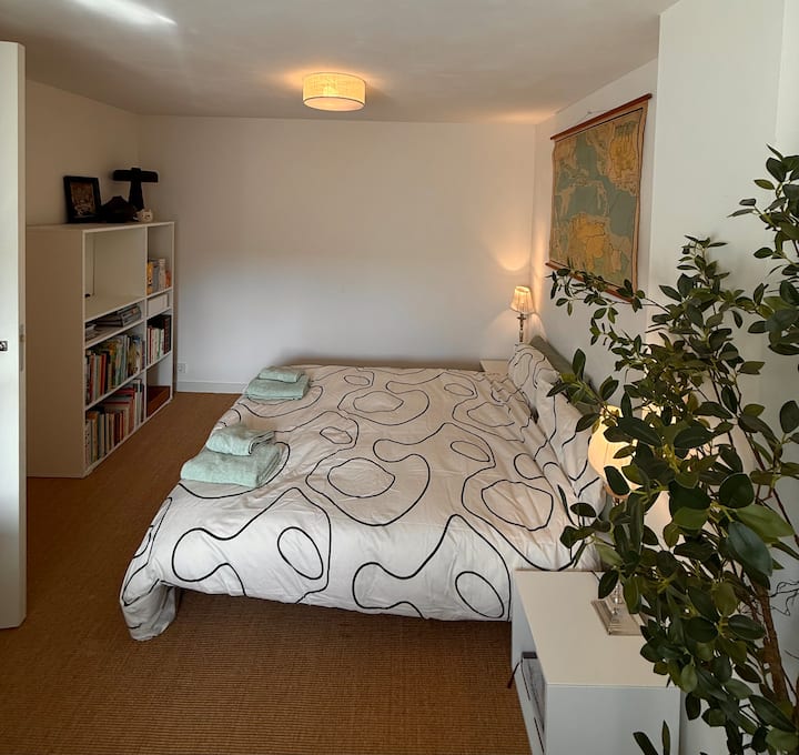 غرفة النوم 2