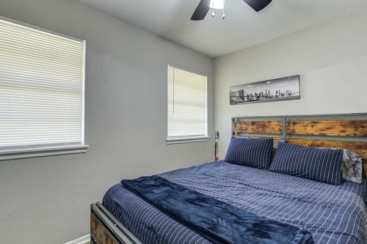 Დამამშვიდებელი სივრცე, რომელიც შექმნილია ღრმა, შეუფერხებელი დასვენებისთვის.