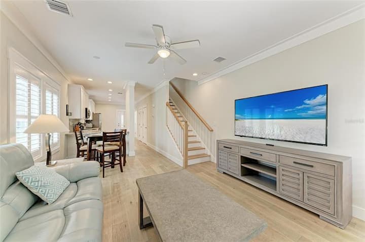 Vacation Cottage Riverwalk/downtown 2 Bd/2.5 Bath - Bradenton