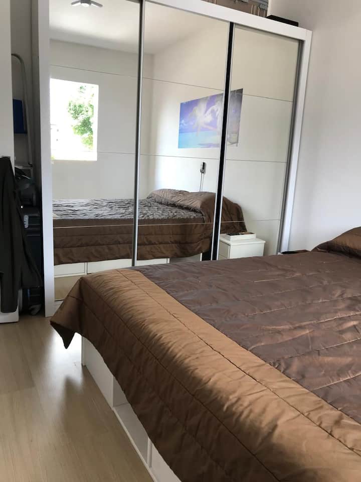 Bračni krevet (160 – 179 cm) s masažnim madracem
Guarda Clothes

Pametni televizor od 50 inča