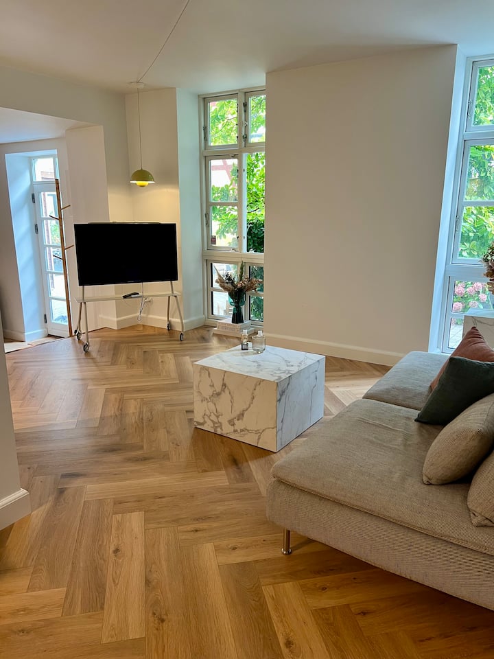 Central Odense Hideaway – Courtyard Apartment - Odense