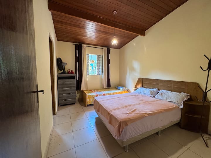 غرفة النوم 2