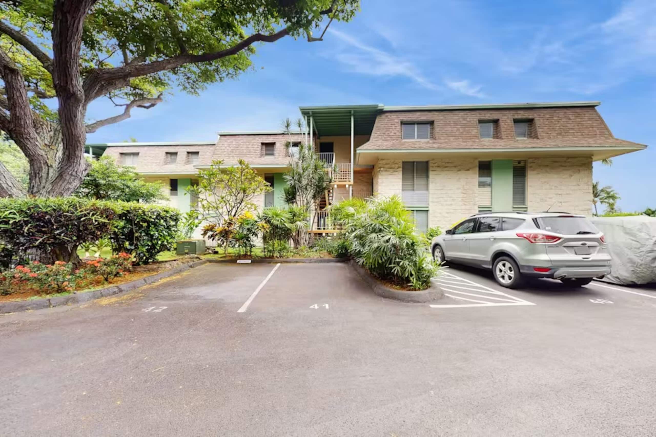 Condo in Kailua-Kona · ★5.0 · 1 bedroom · 2 beds · 2 baths - Image 15