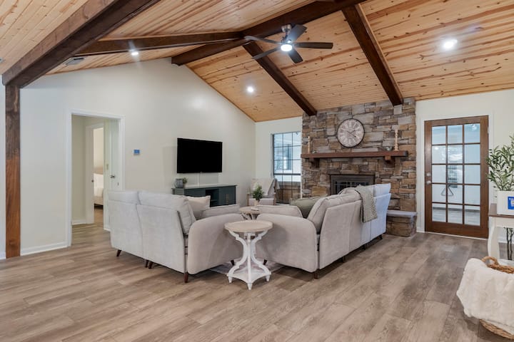 3 Bedroom House In Lake Forest - Daphne, AL