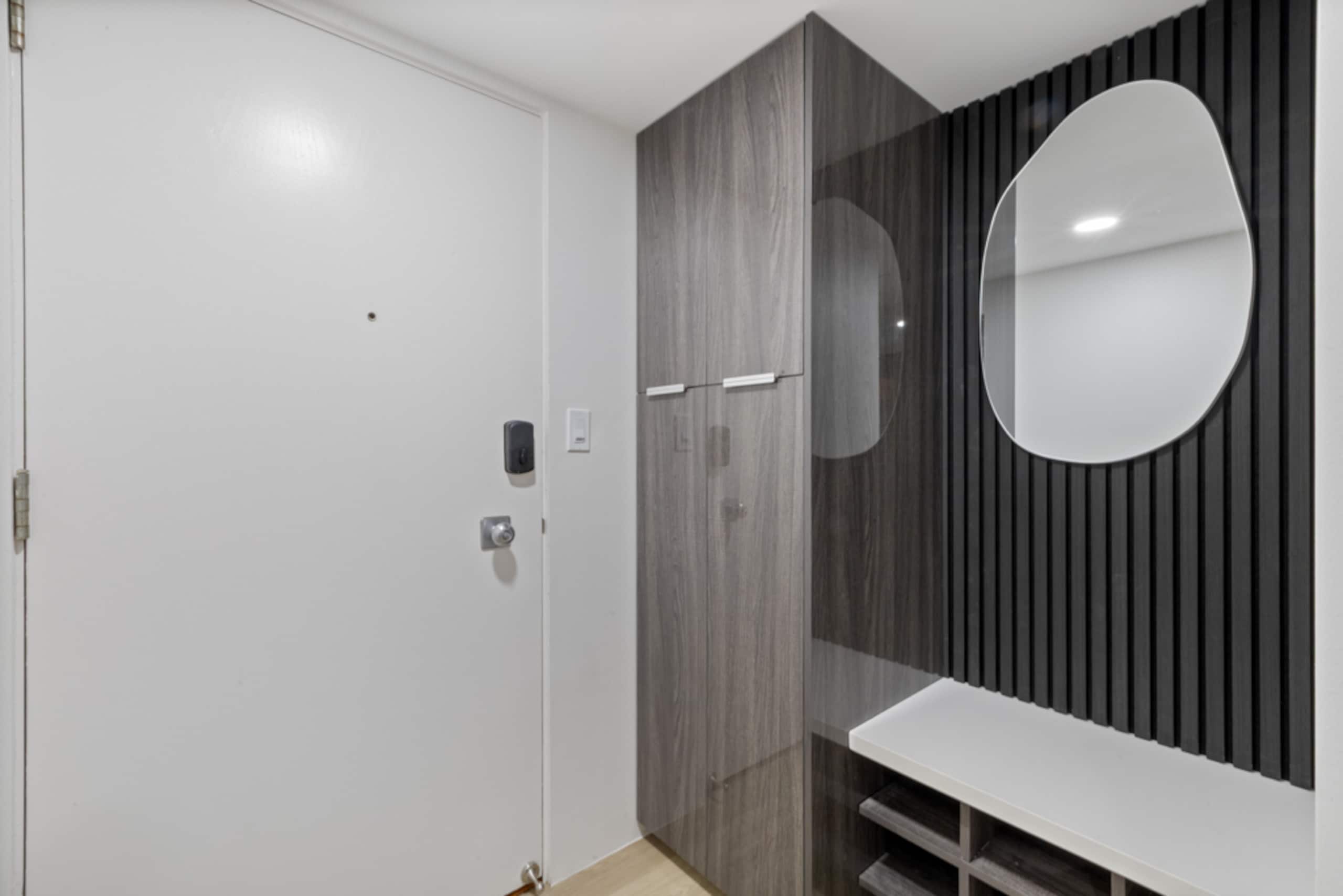 Condo in Honolulu · ★4.96 · 2 bedrooms · 3 beds · 2 private baths - Image 63