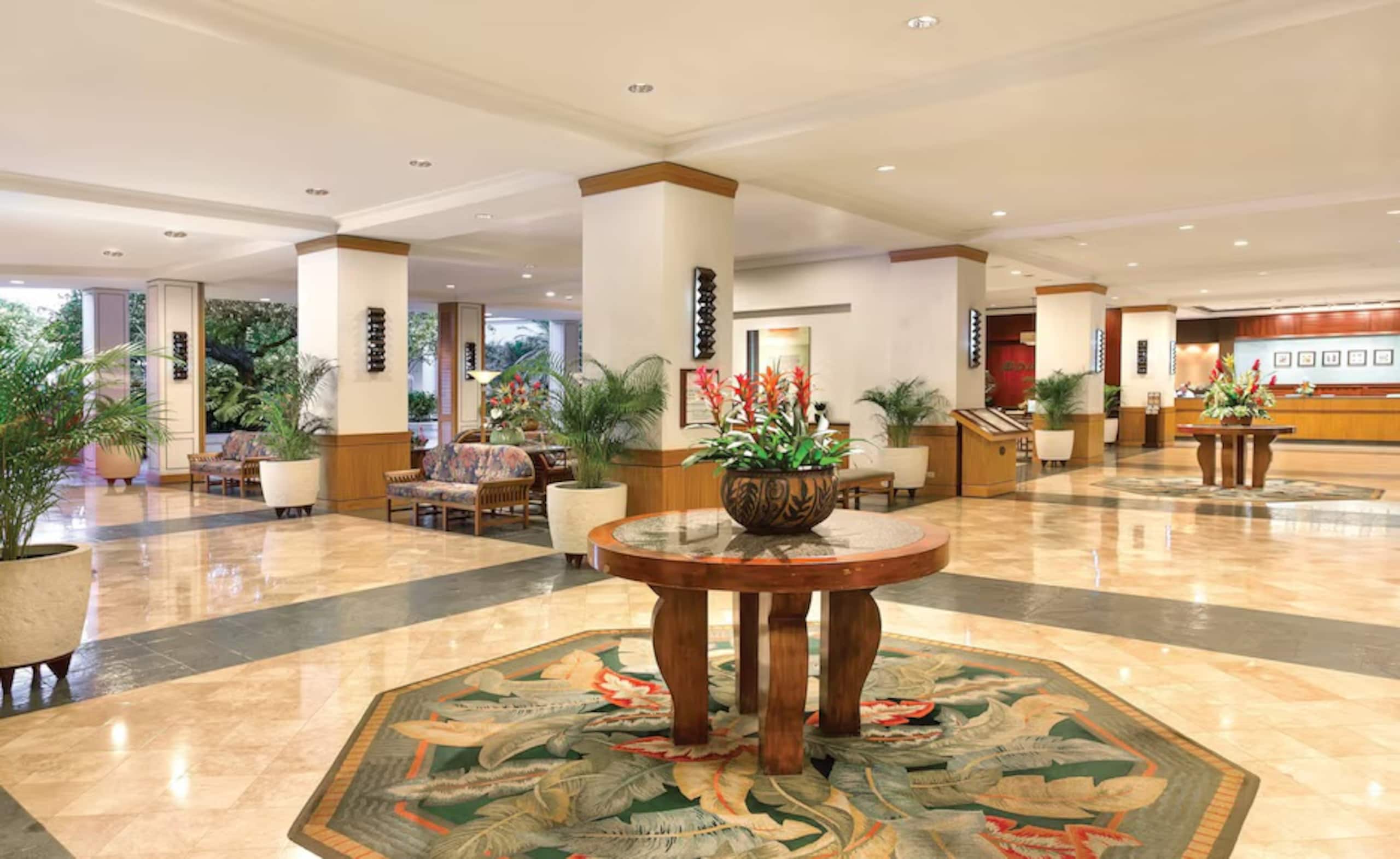 Condo in Honolulu · ★4.96 · 2 bedrooms · 3 beds · 2 private baths - Image 55