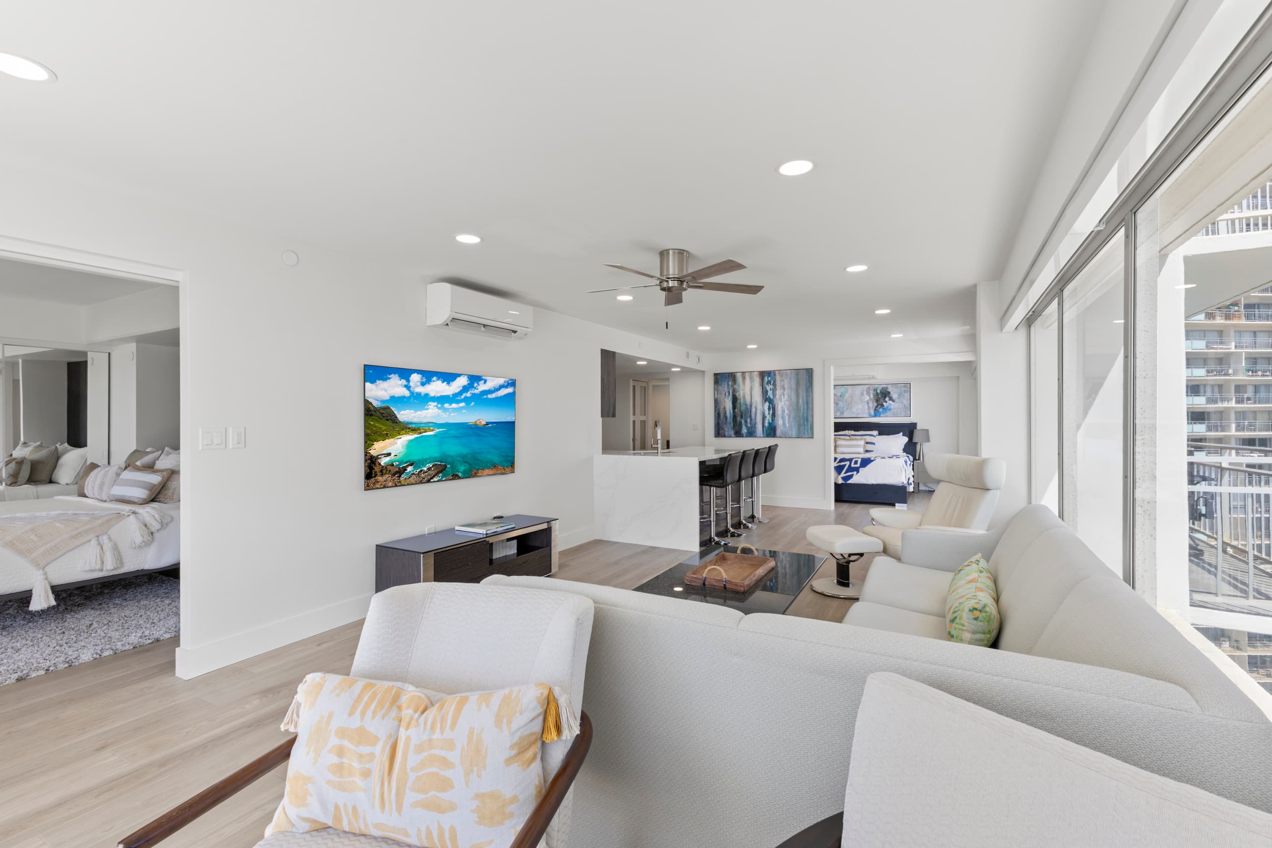 Condo in Honolulu · ★4.96 · 2 bedrooms · 3 beds · 2 private baths - Image 12