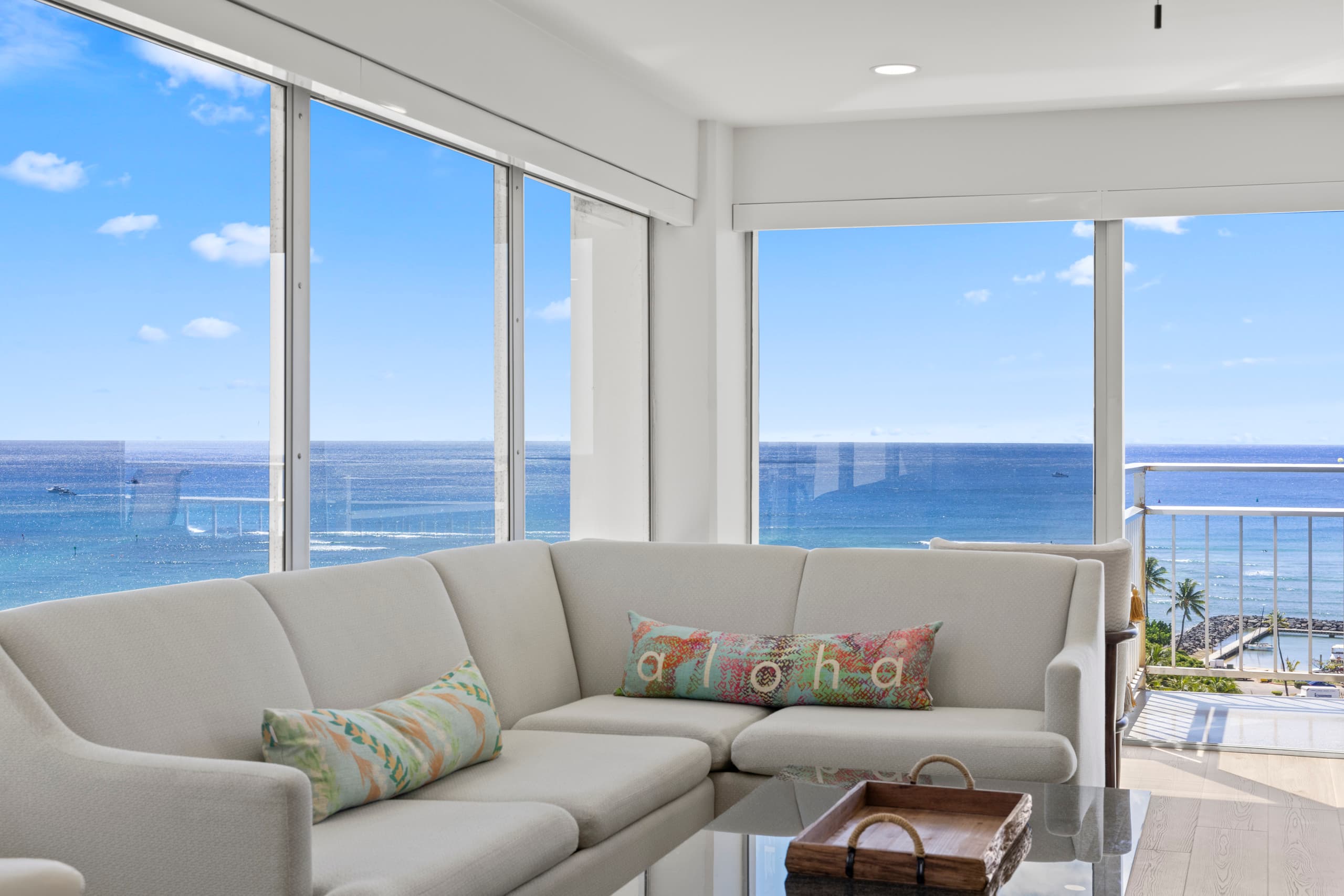Condo in Honolulu · ★4.96 · 2 bedrooms · 3 beds · 2 private baths - Image 6