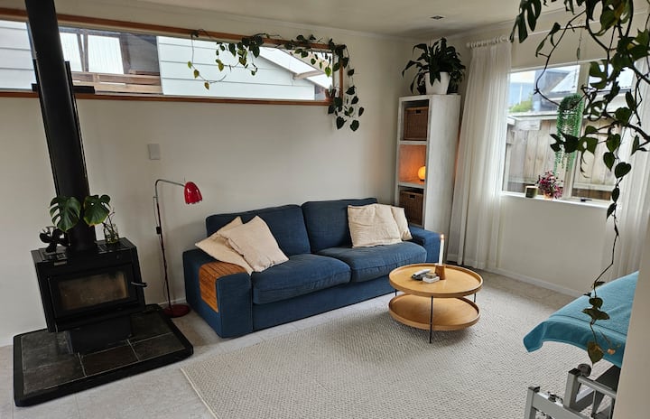 Riverton Rd - Relax- Restore-play. - Mount Maunganui