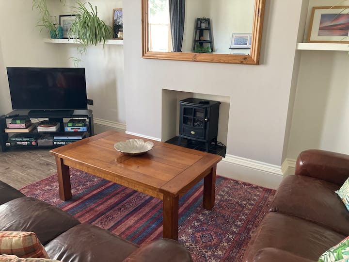 Stylish 2 Bed Garden Flat Near Sea, Fees Inc. - Hove