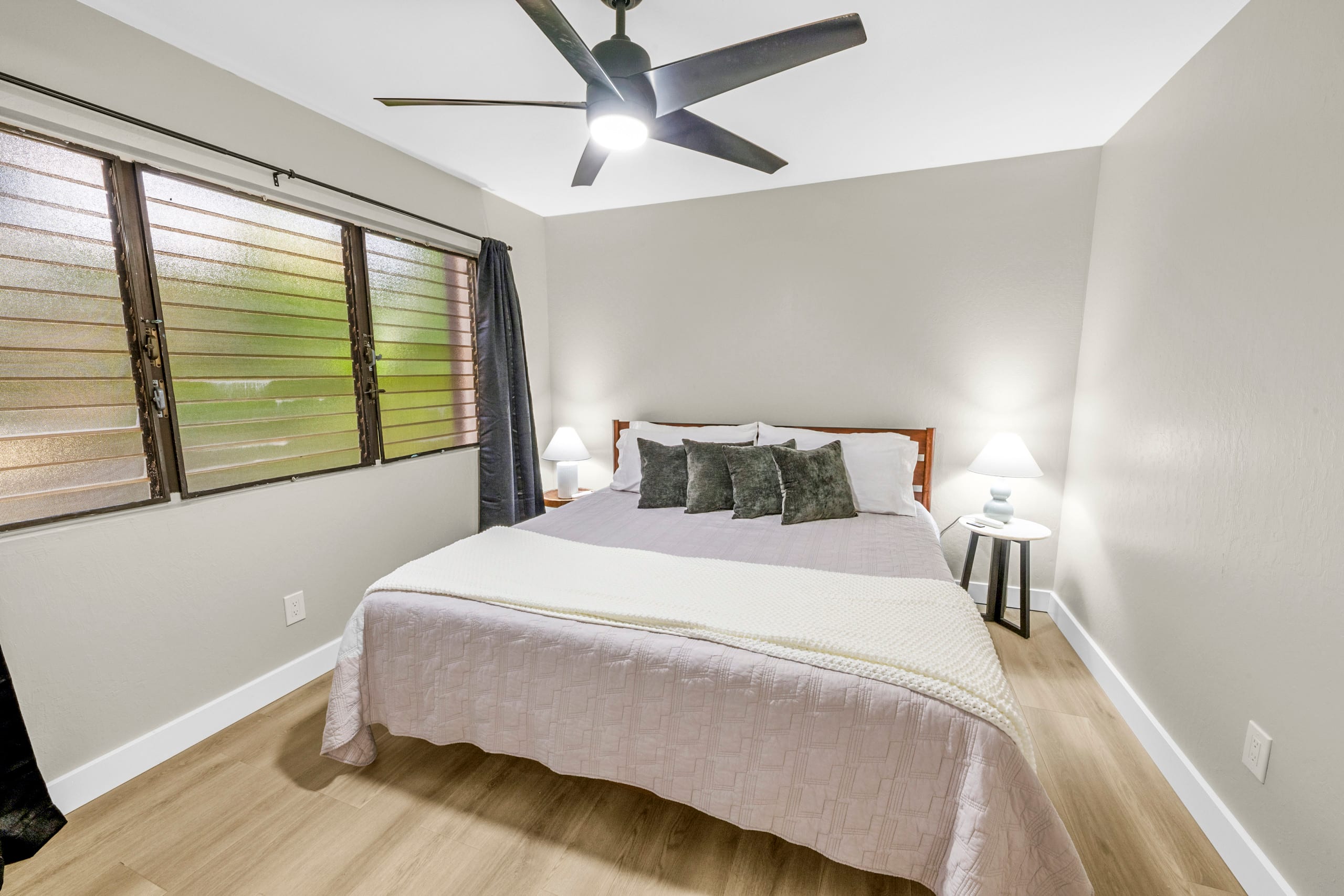 Tropical Zen Escape Modern 1BR Steps from Beach - Image 20